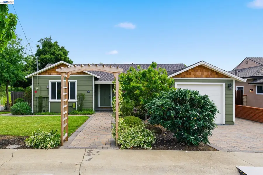 2651 Ione Ave, Castro Valley, CA 94546 - #2