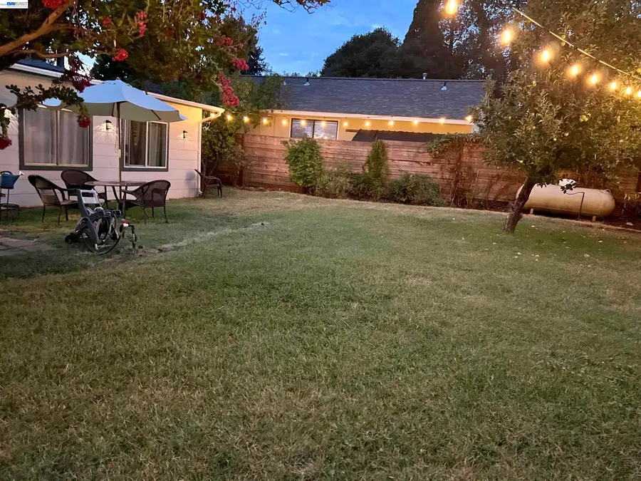 536 Williams St, Murphys, CA 95247 - #2