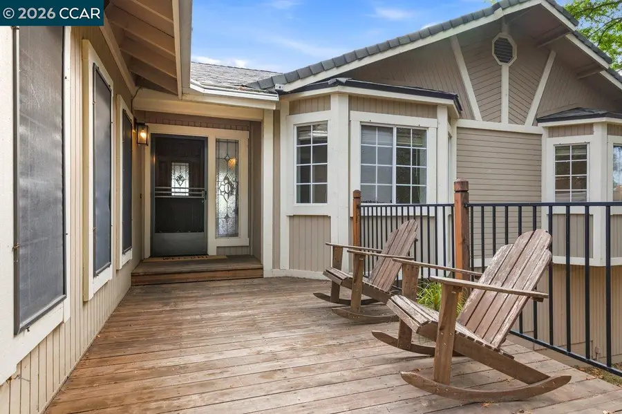 18278 Hummingbird Dr, Penn Valley, CA 95946 - #2
