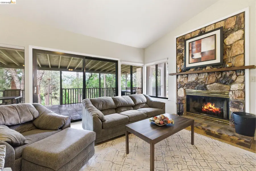 12068 Breckenridge Rd, Groveland, CA 95321 - #3