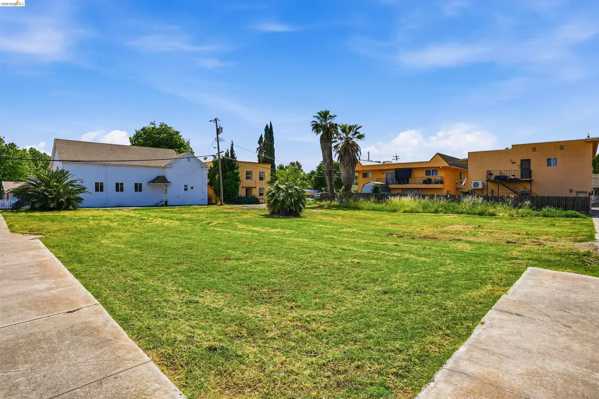 204 A Street, Isleton, CA 95641 - #1