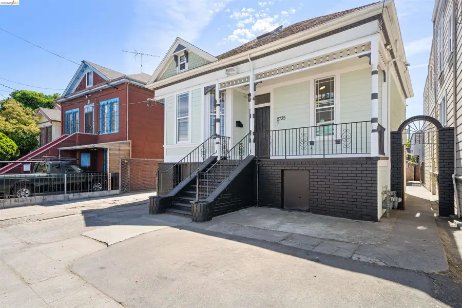 2735 E 11th St, Oakland, CA 94601 - #3