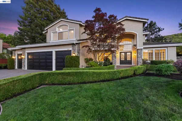 25 Crown Valley Ct, Danville, CA 94506