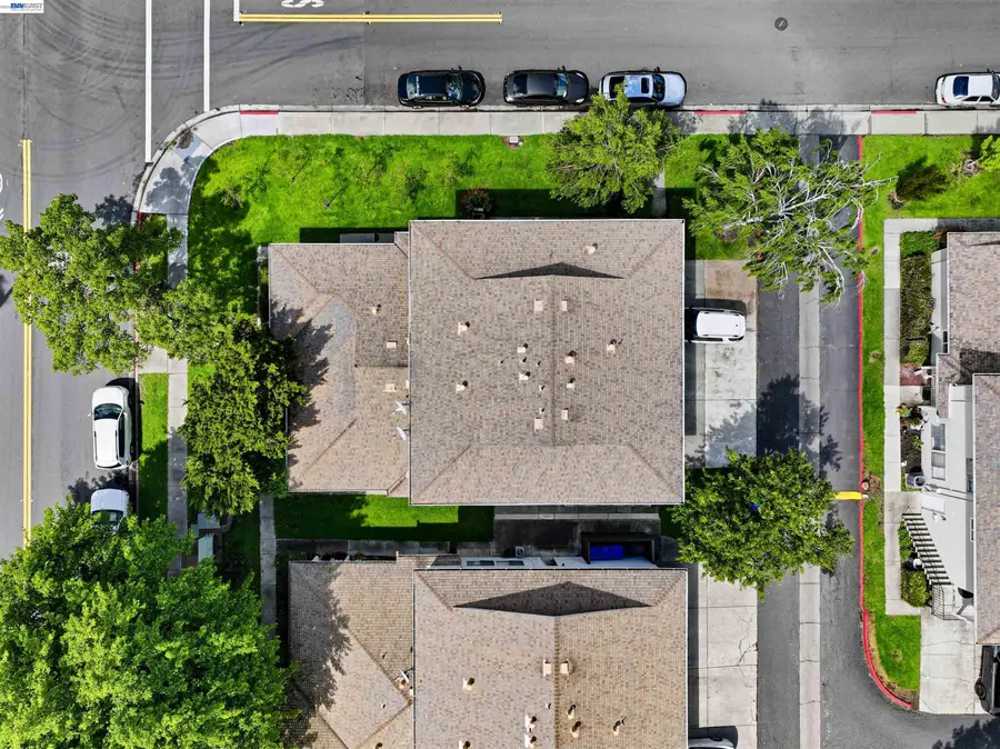 1060 Mohr Ln #A, Concord, CA 94518 - #3