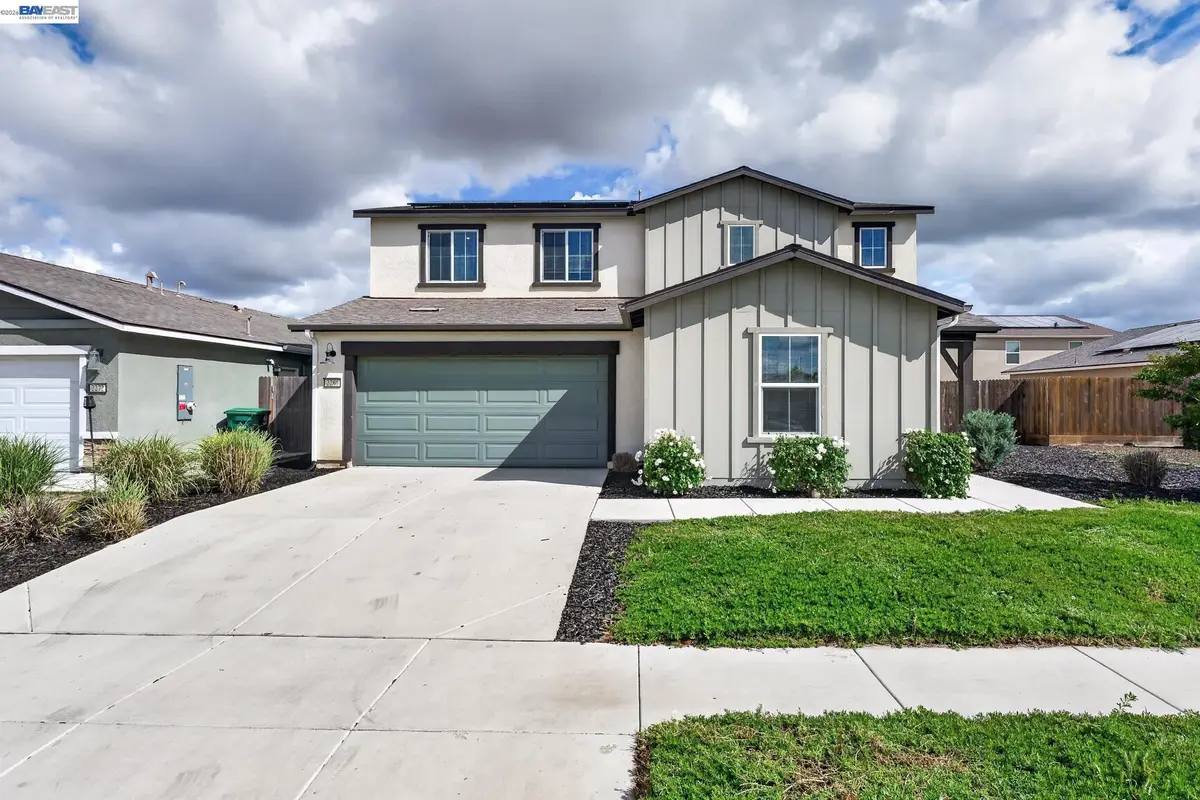 2280 Craig Ct, Los Banos, CA 93635 - #1