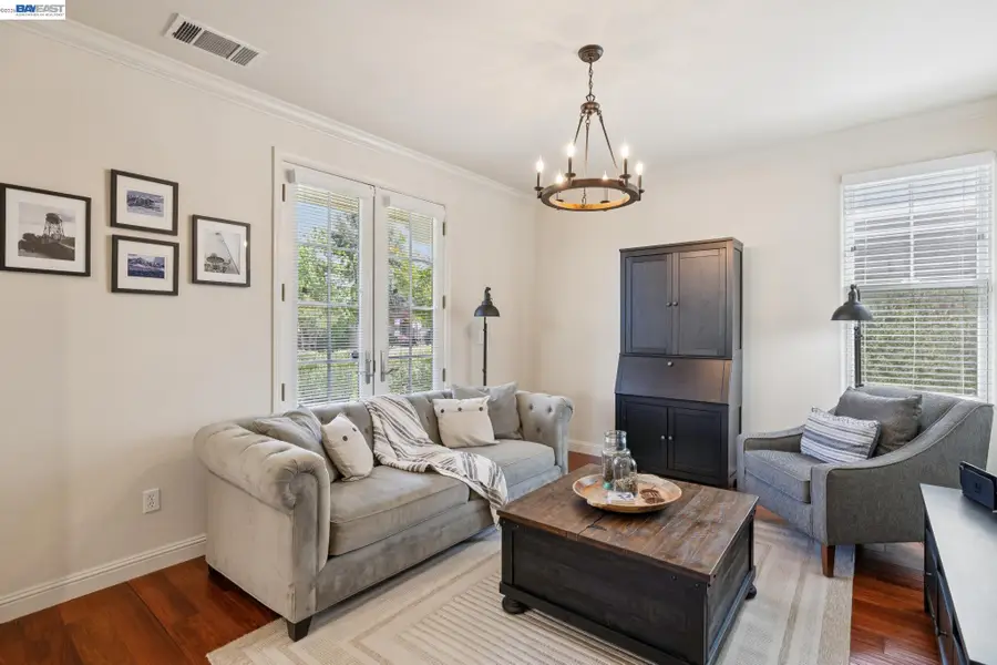 2421 Haile St, Alameda, CA 94501 - #3