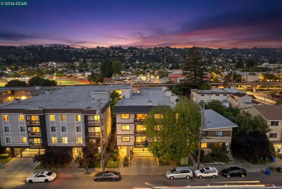 417 Evelyn Avenue #302, Albany, CA 94706 - #2