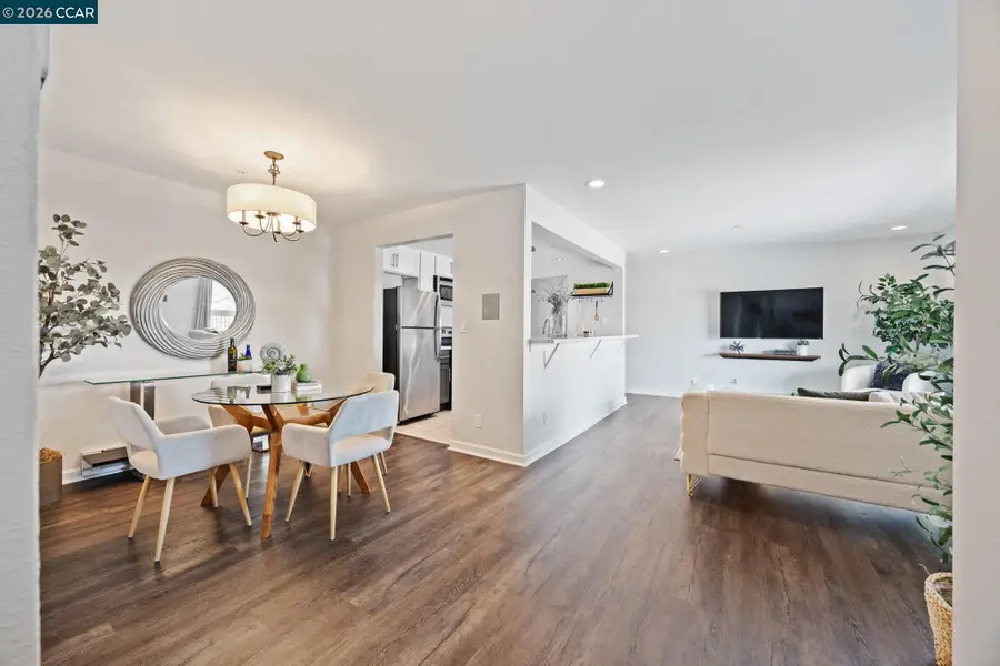 417 Evelyn Avenue #302, Albany, CA 94706 - #3