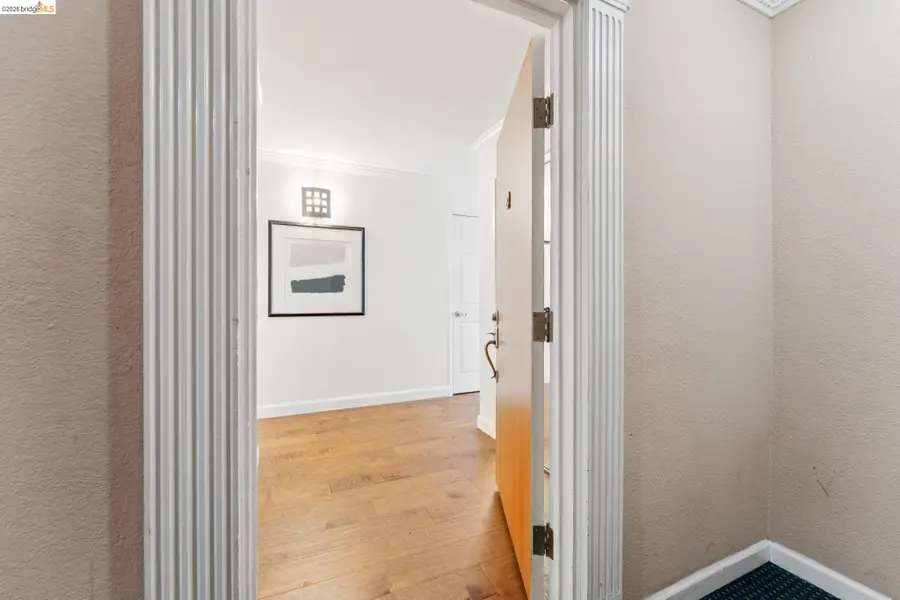 77 Fairmount Ave #203, Oakland, CA 94611 - #3