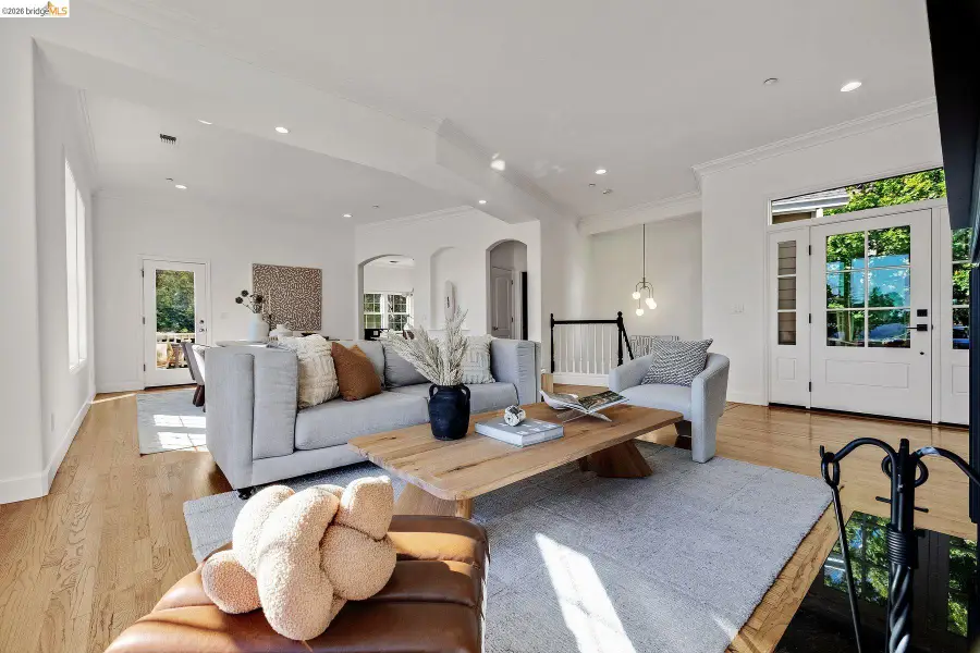6203 Westwood Way, Oakland, CA 94611 - #2