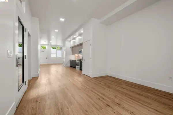 1545 32nd Street #111, Oakland, CA 94608