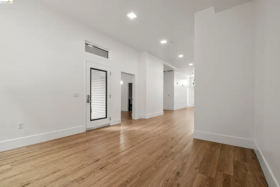 1545 32nd Street #111, Oakland, CA 94608 - #2