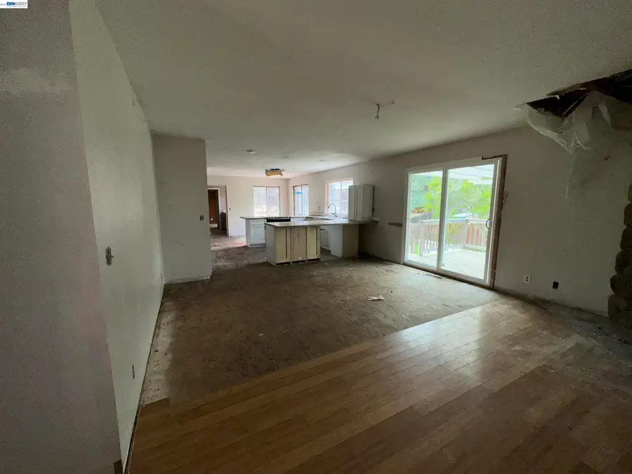 2633 Glen Ct, Valley Springs, CA 95252 - #3