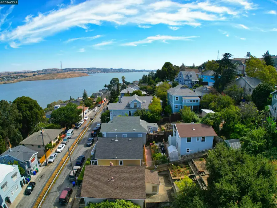 625 Winslow Street, Crockett, CA 94525 - #3