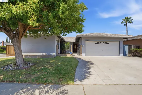 35950 Wellington Pl, Fremont, CA 94536