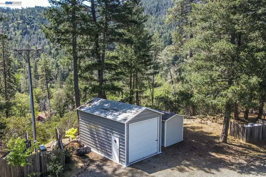 2051 Sky Ranch Rd, Junction City, CA 96048 - #3