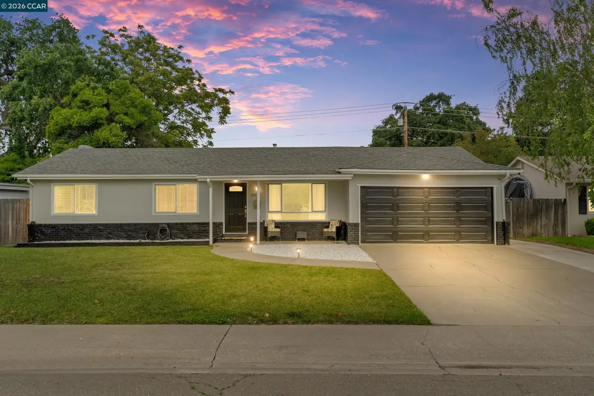 2053 Portola Ave, Stockton, CA 95209 - #1