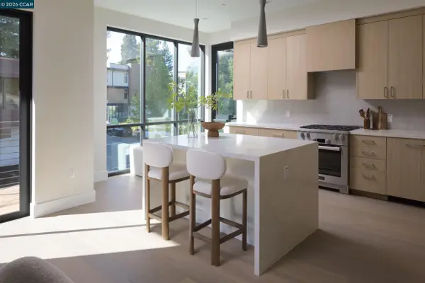 950 Hough Ave #310, Lafayette, CA 94549