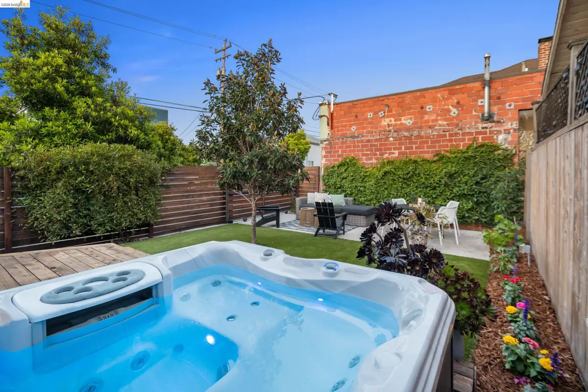 825 41st St, Oakland, CA 94608 - #1