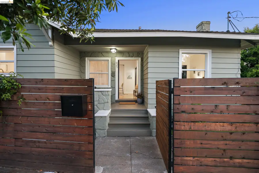 825 41st St, Oakland, CA 94608 - #2