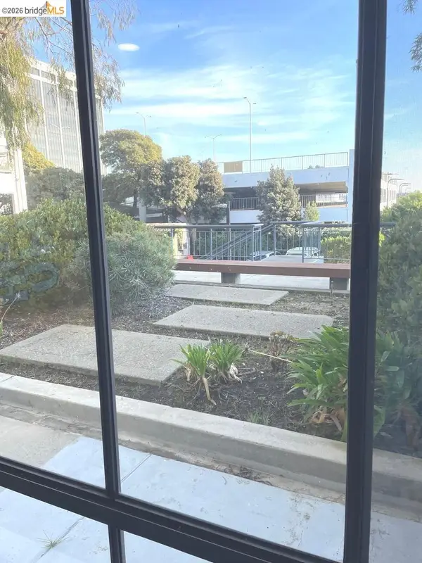 Address Withheld By Seller, Emeryville, CA 94608