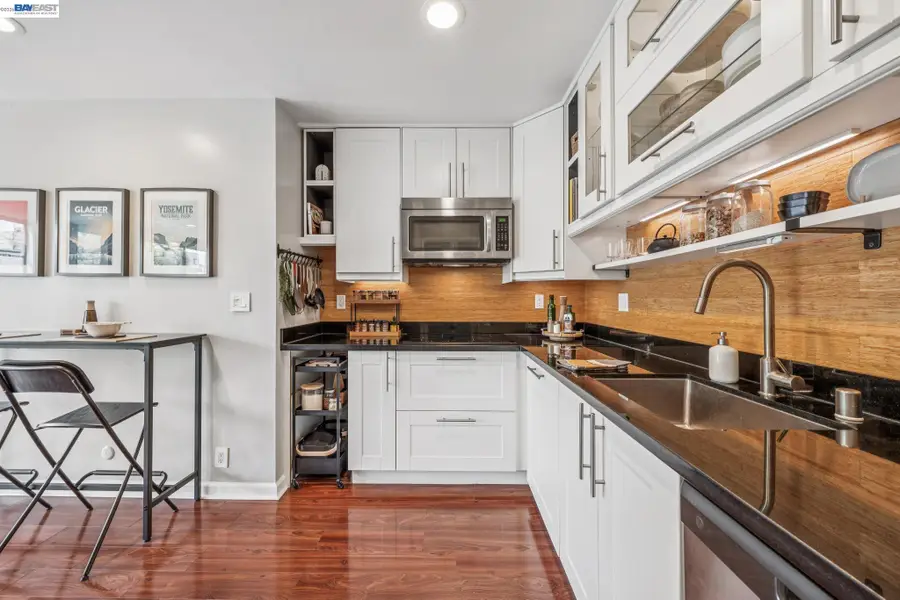 398 Adams Street #302, Oakland, CA 94610 - #2