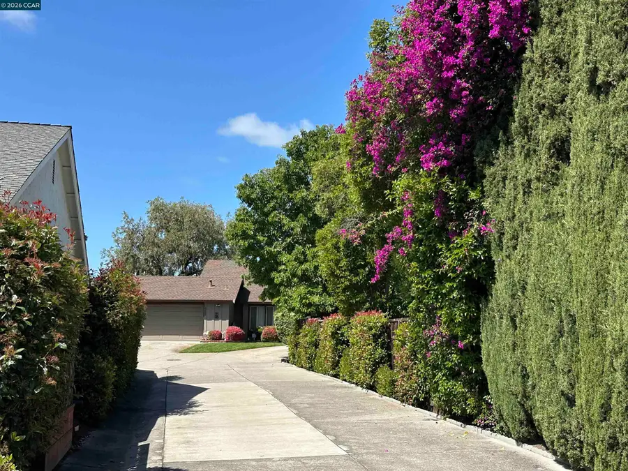 4864 Shadowfalls Dr, Martinez, CA 94553 - #2
