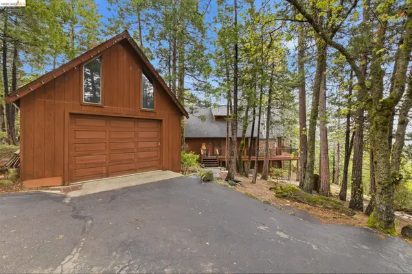 25653 Tinkerbell Ln, Cold Springs, CA 95335