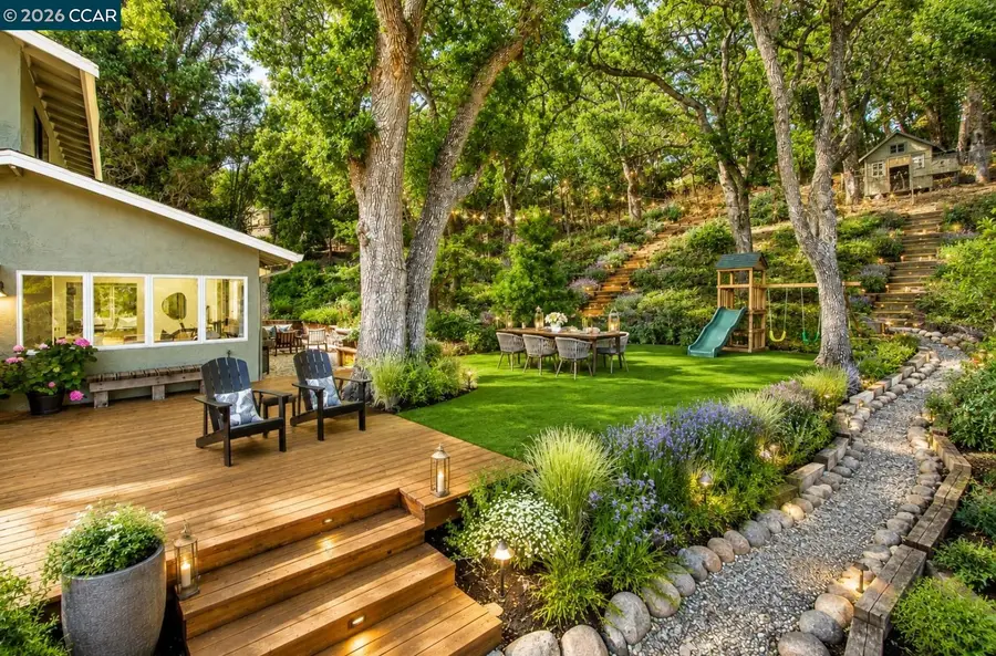 3348 Walnut Ln, Lafayette, CA 94549 - #3