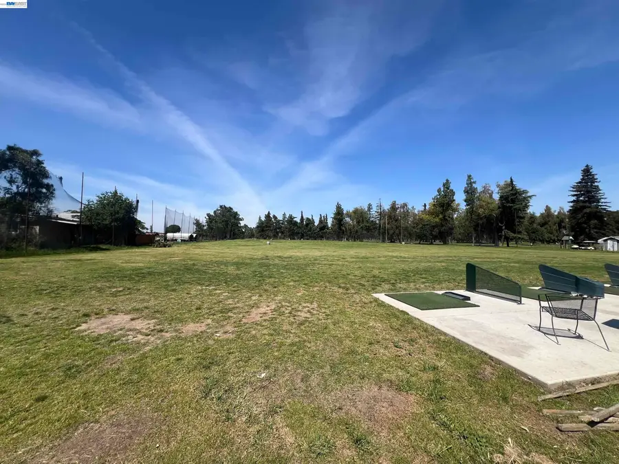 17051 Escalon Bellotta Rd, Escalon, CA 95320 - #3