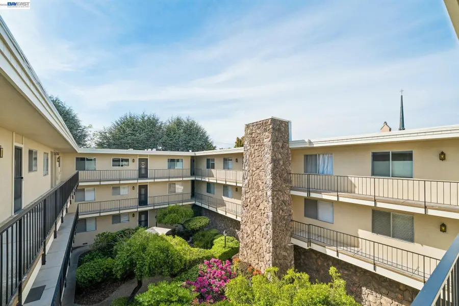 1701 Central Ave #R, Alameda, CA 94501 - #3