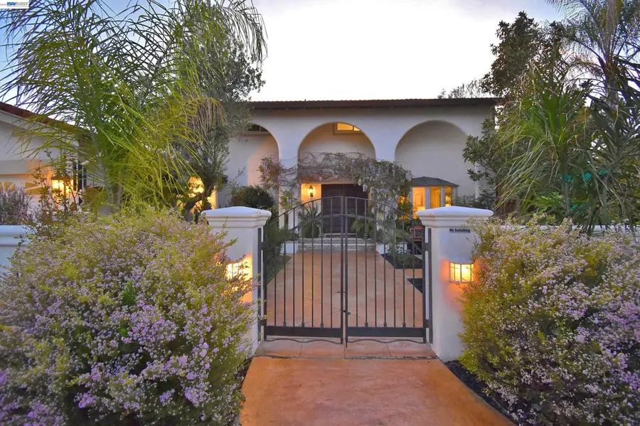 1626 Harlan Dr, Danville, CA 94526 - #2