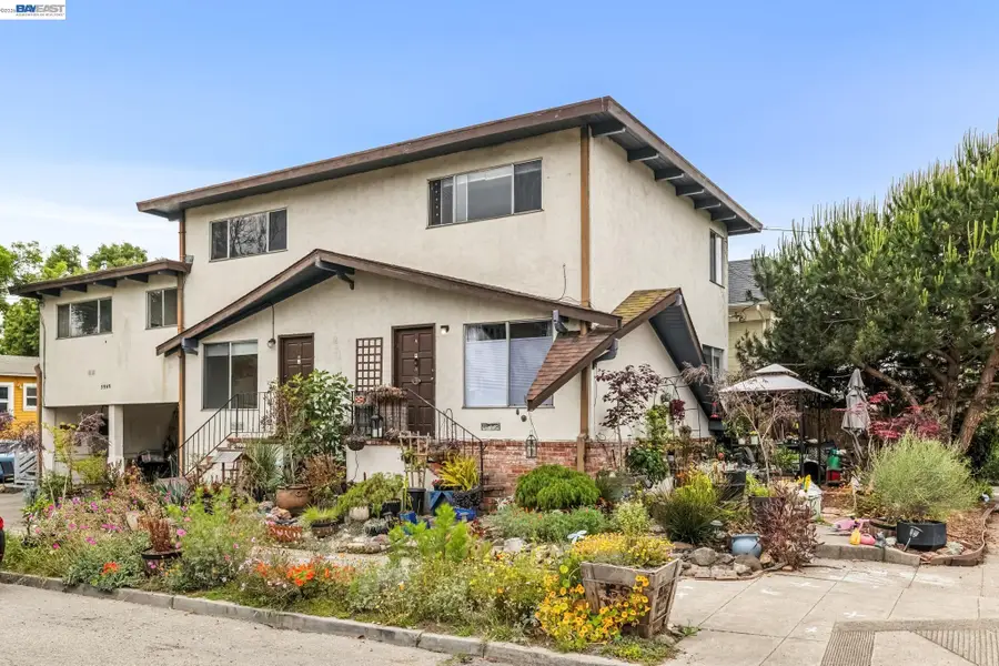 5963 Maccall Street, Oakland, CA 94609 - #3