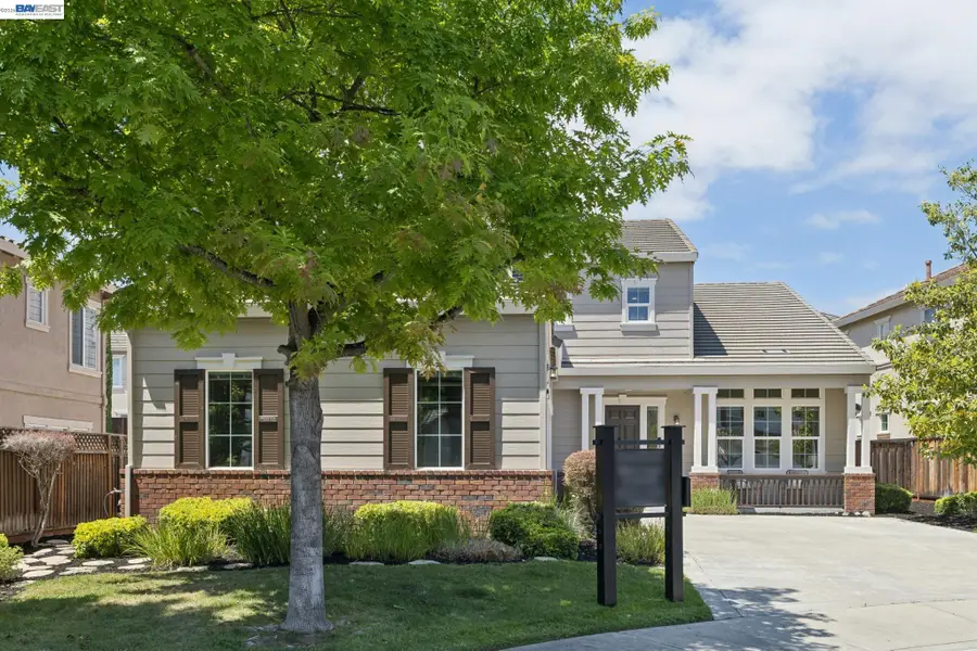 3609 Oakhurst Ct, Dublin, CA 94568 - #2