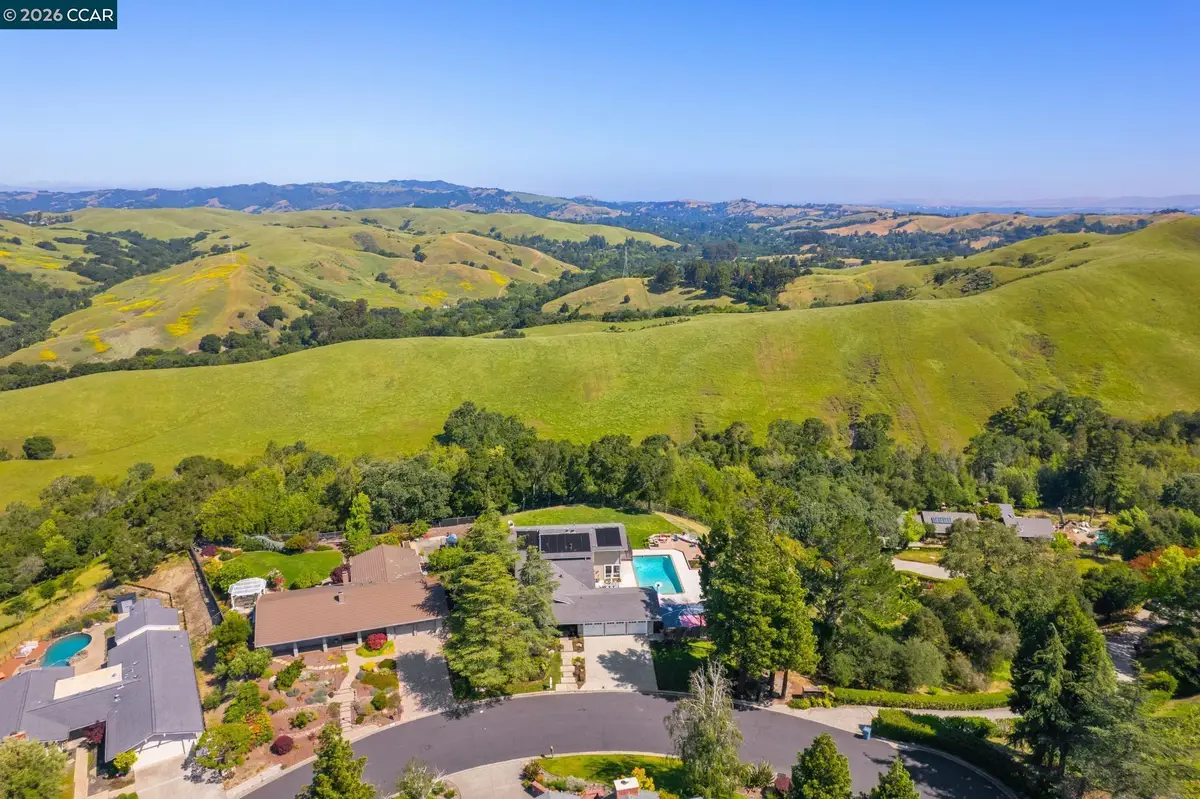 1933 Joseph Dr, Moraga, CA 94556 - #1