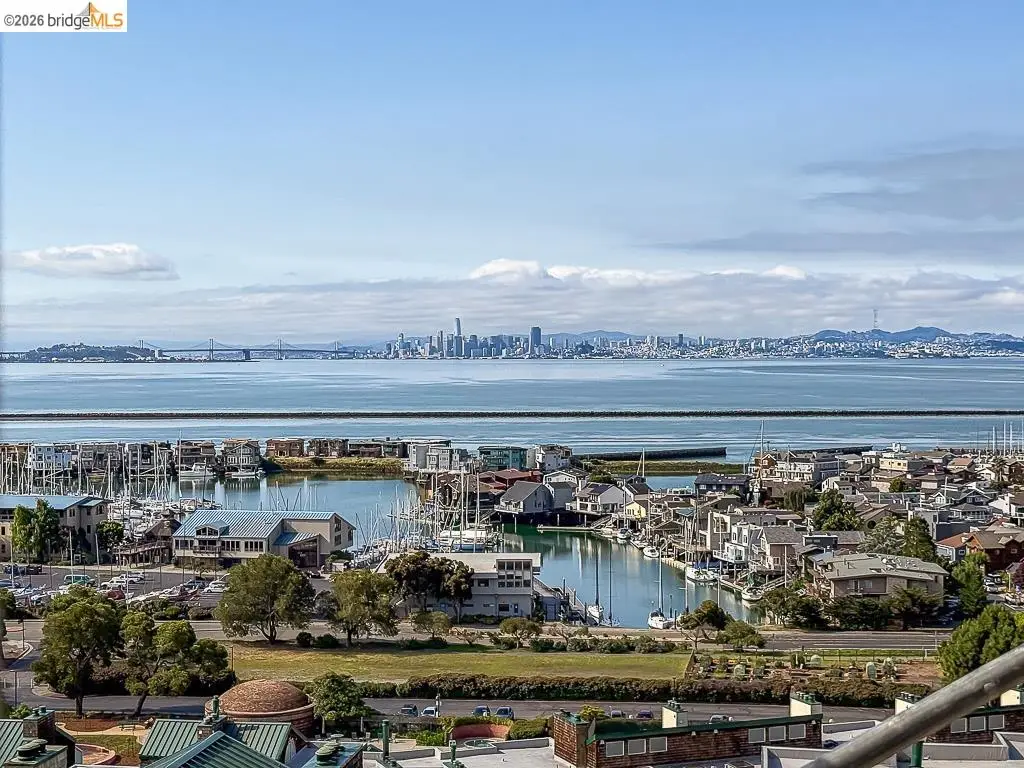 1400 Pinnacle Ct #401, Richmond, CA 94801 - #1
