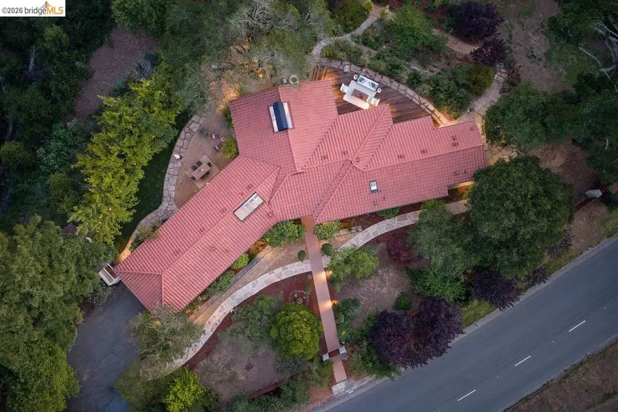 12131 Skyline Blvd, Oakland, CA 94619 - #2