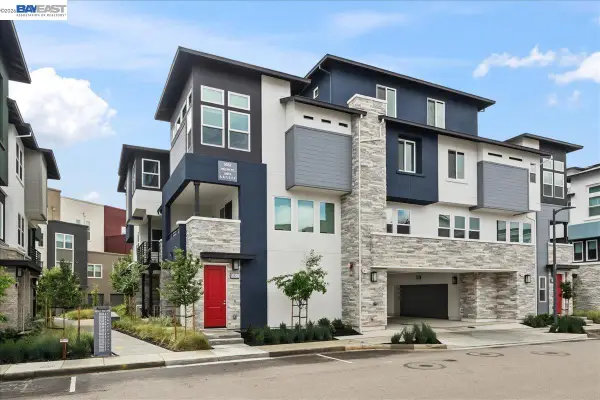 5552 Holly Bay Ave #D, Dublin, CA 94568