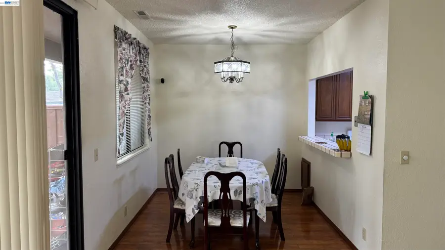 6043 Joaquin Murieta Ave #D, Newark, CA 94560 - #3