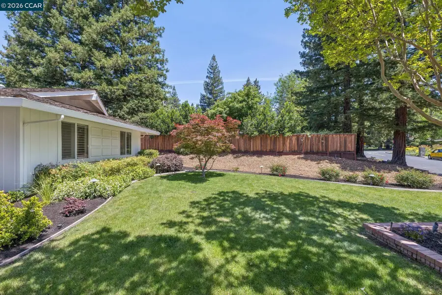 27 Shawn Ct, Alamo, CA 94507 - #3