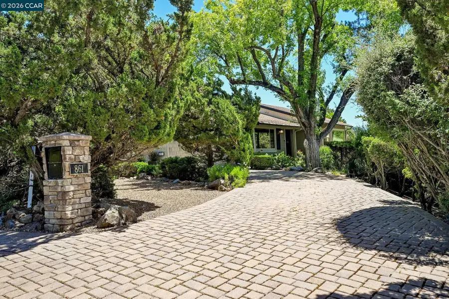 861 Holly Hill Dr, Walnut Creek, CA 94596 - #2