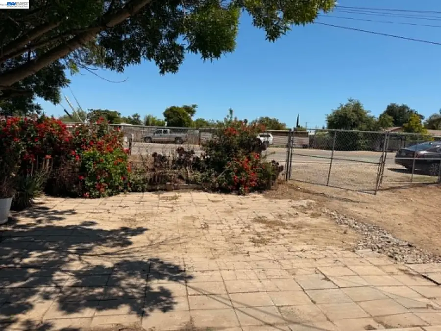 1753 S Carpenter Rd, Modesto, CA 95351 - #2