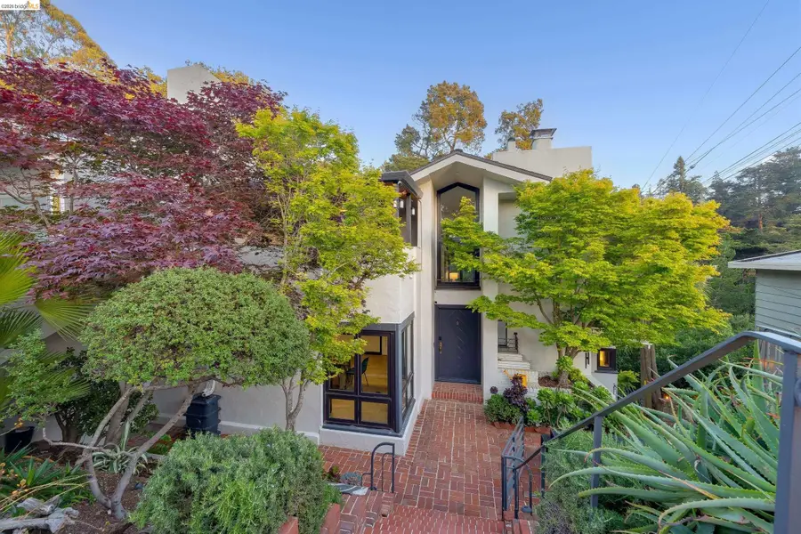 6048 Chelton Dr, Oakland, CA 94611 - #2