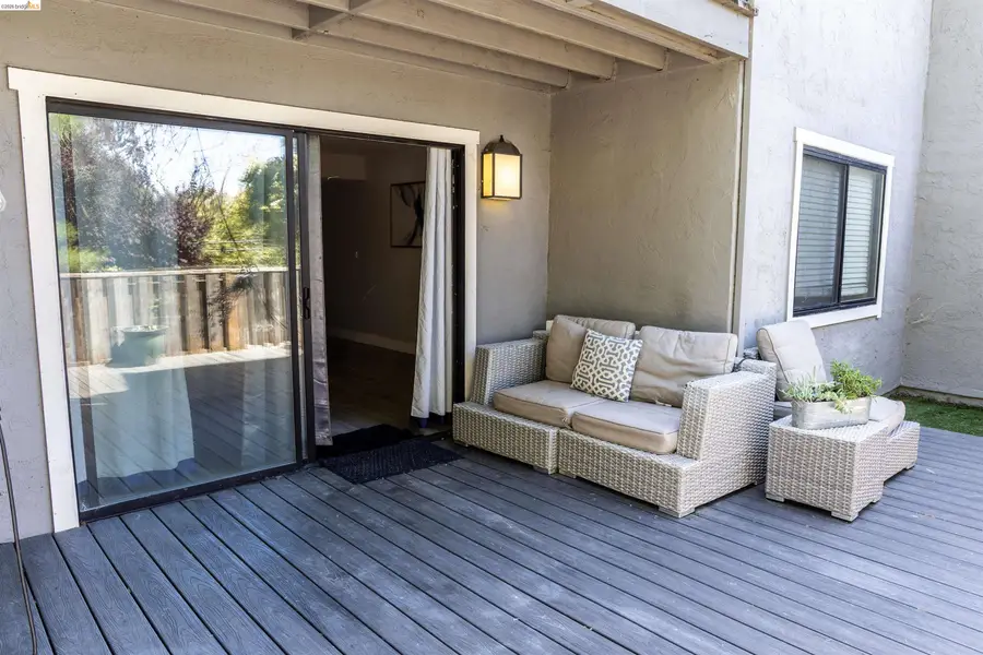 900 Cambridge Dr #31, Benicia, CA 94510 - #3