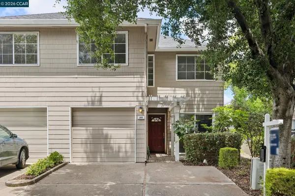 205 Hidden Creek Ct, Martinez, CA 94553