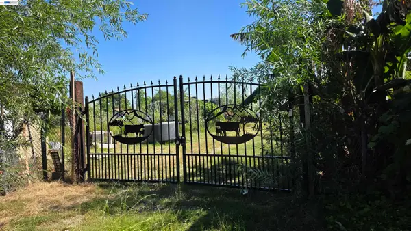 3541 Howsley Road, Pleasant Grove, CA 95668