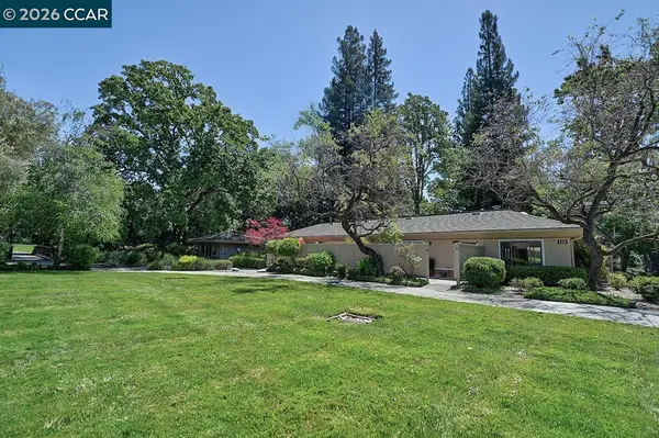 2216 Tice Creek Dr #2, Walnut Creek, CA 94595