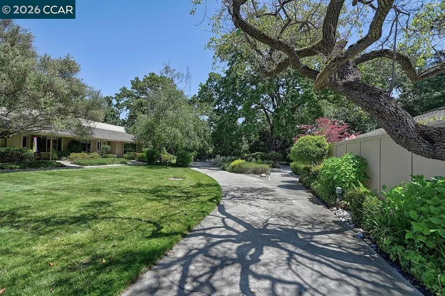 2216 Tice Creek Dr #2, Walnut Creek, CA 94595 - #2