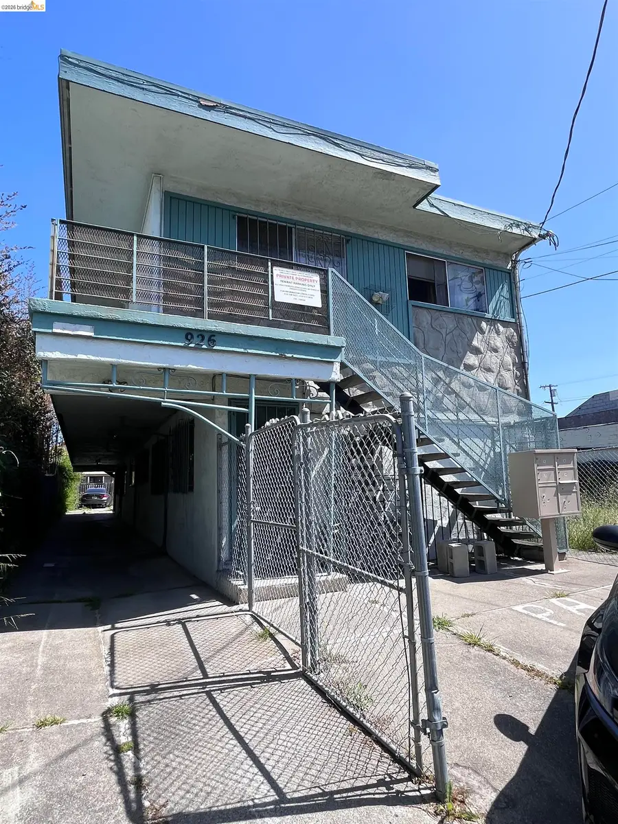 926 36th St, Oakland, CA 94608 - #2
