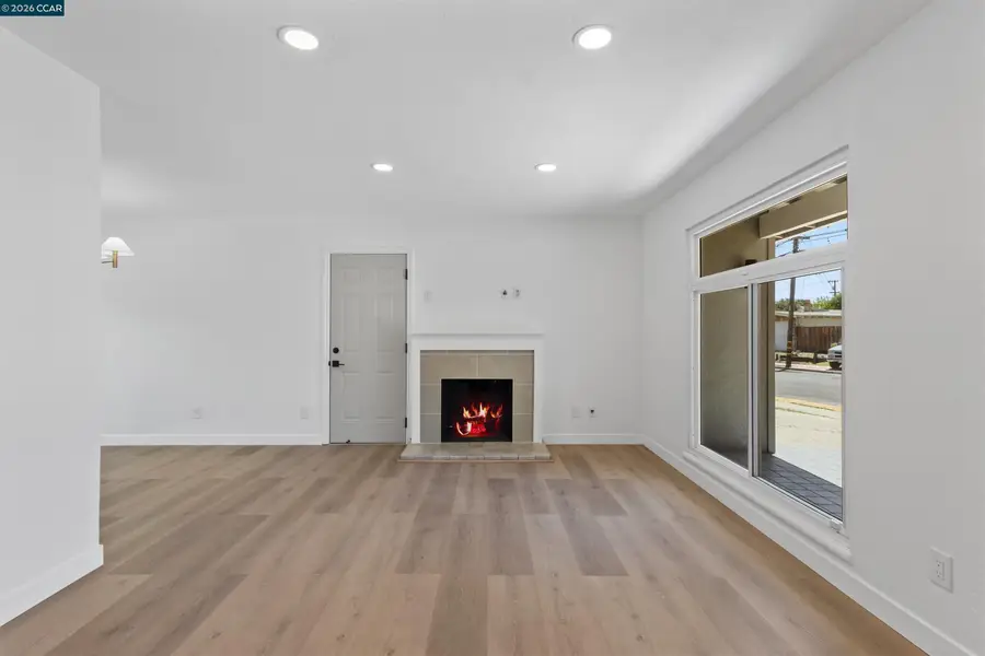 2678 Mayfair Ave, Concord, CA 94520 - #3